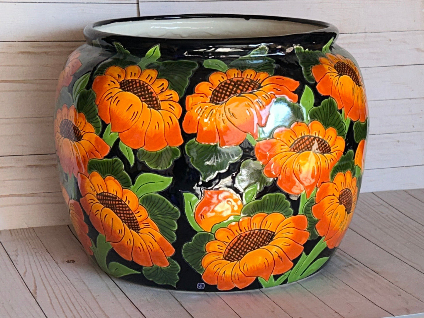 Round Handcrafted Talavera Flower Planters MD and LG size available.