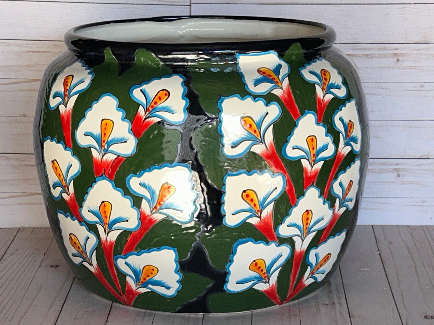 Round Handcrafted Talavera Flower Planters MD and LG size available.
