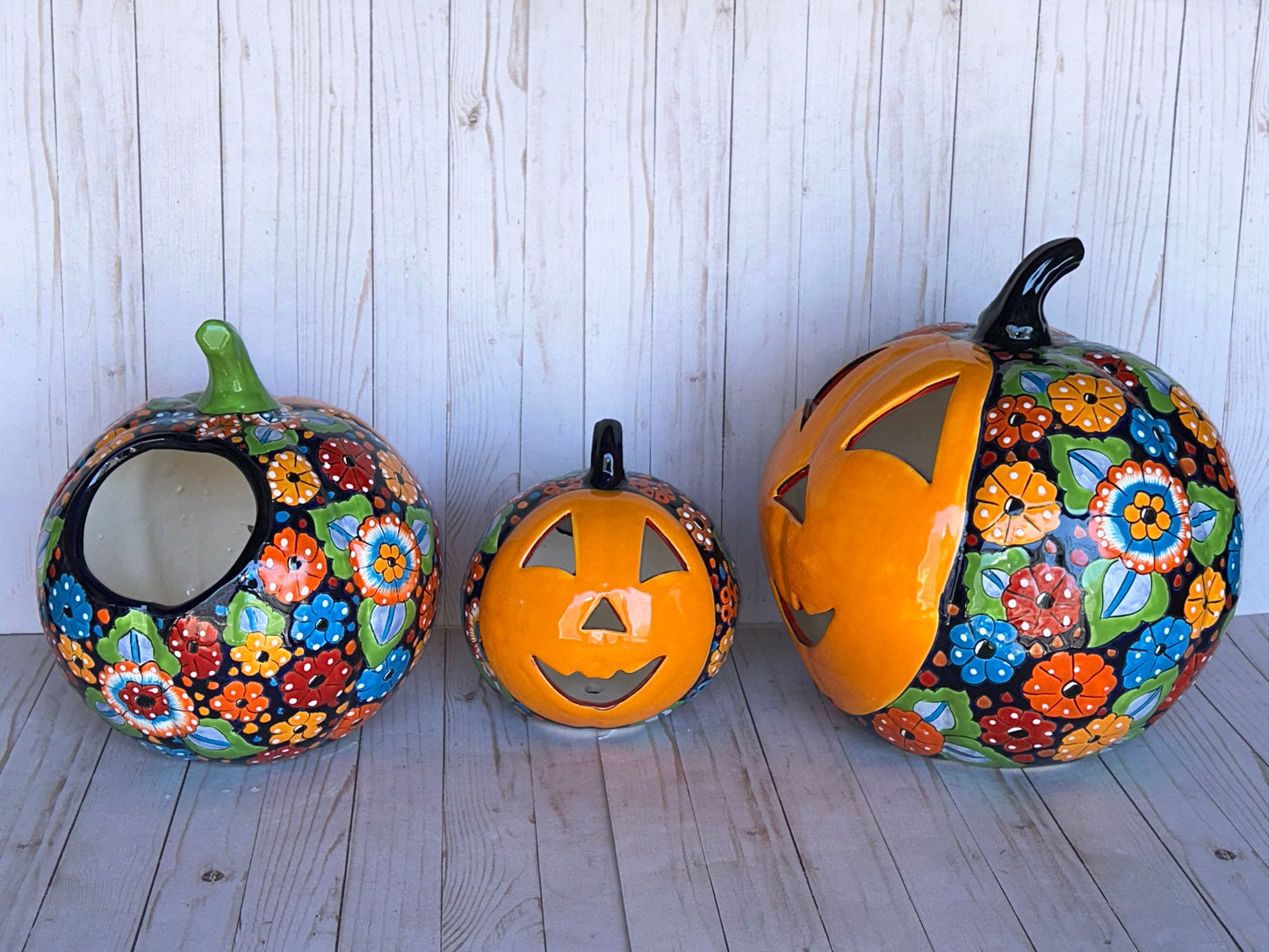 Hand-Painted Talavera Ceramic Pumpkin: Floral Jack-o'-Lantern Decor