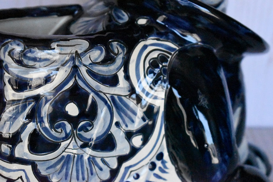 Man sleeping Rustic Blue&White Talavera