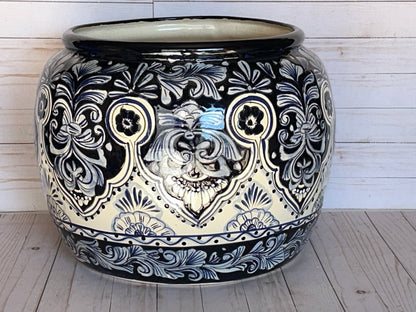 Round Handcrafted Talavera Flower Planters MD and LG size available.