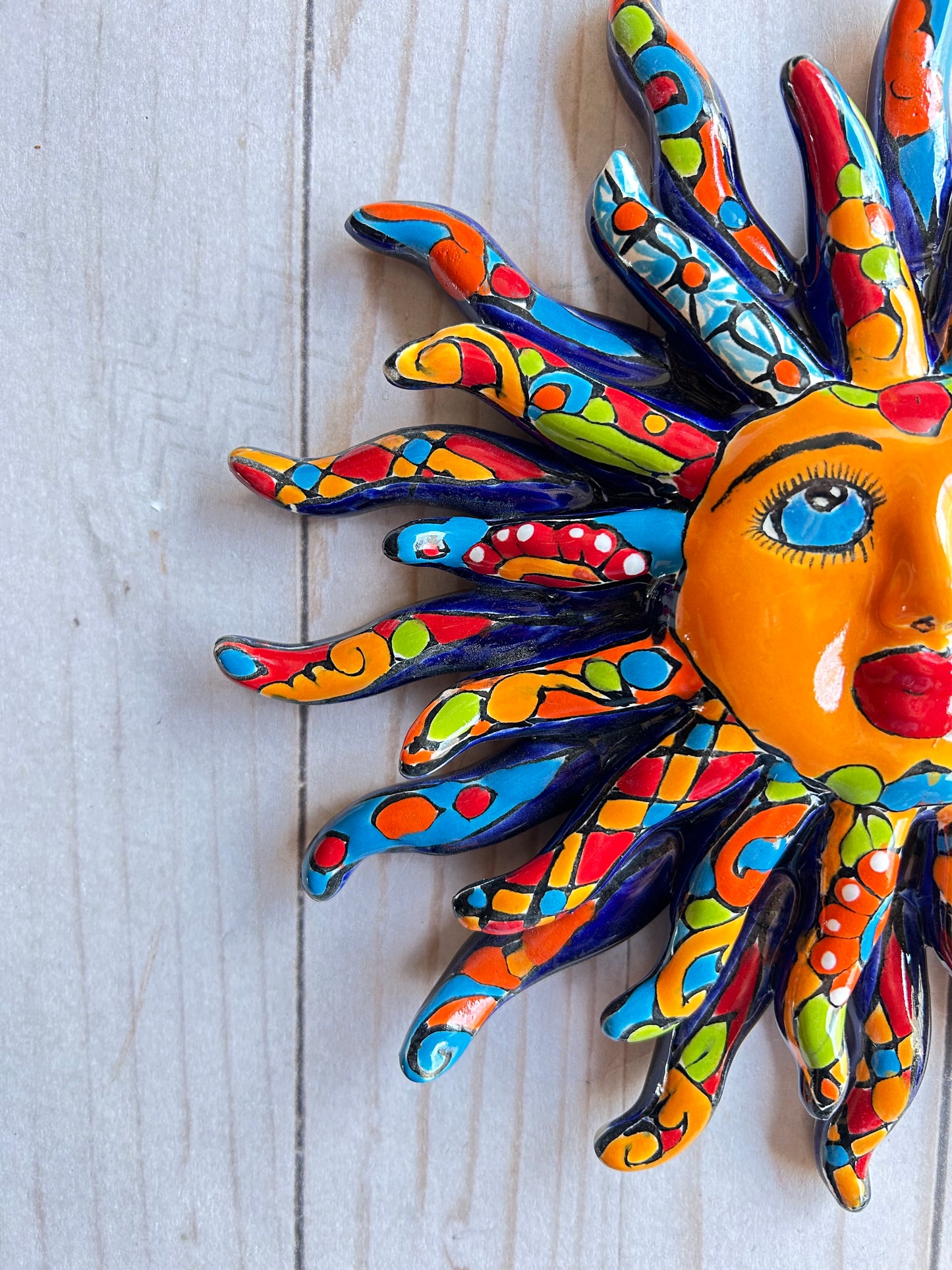 Glowing Wall Talavera Suns