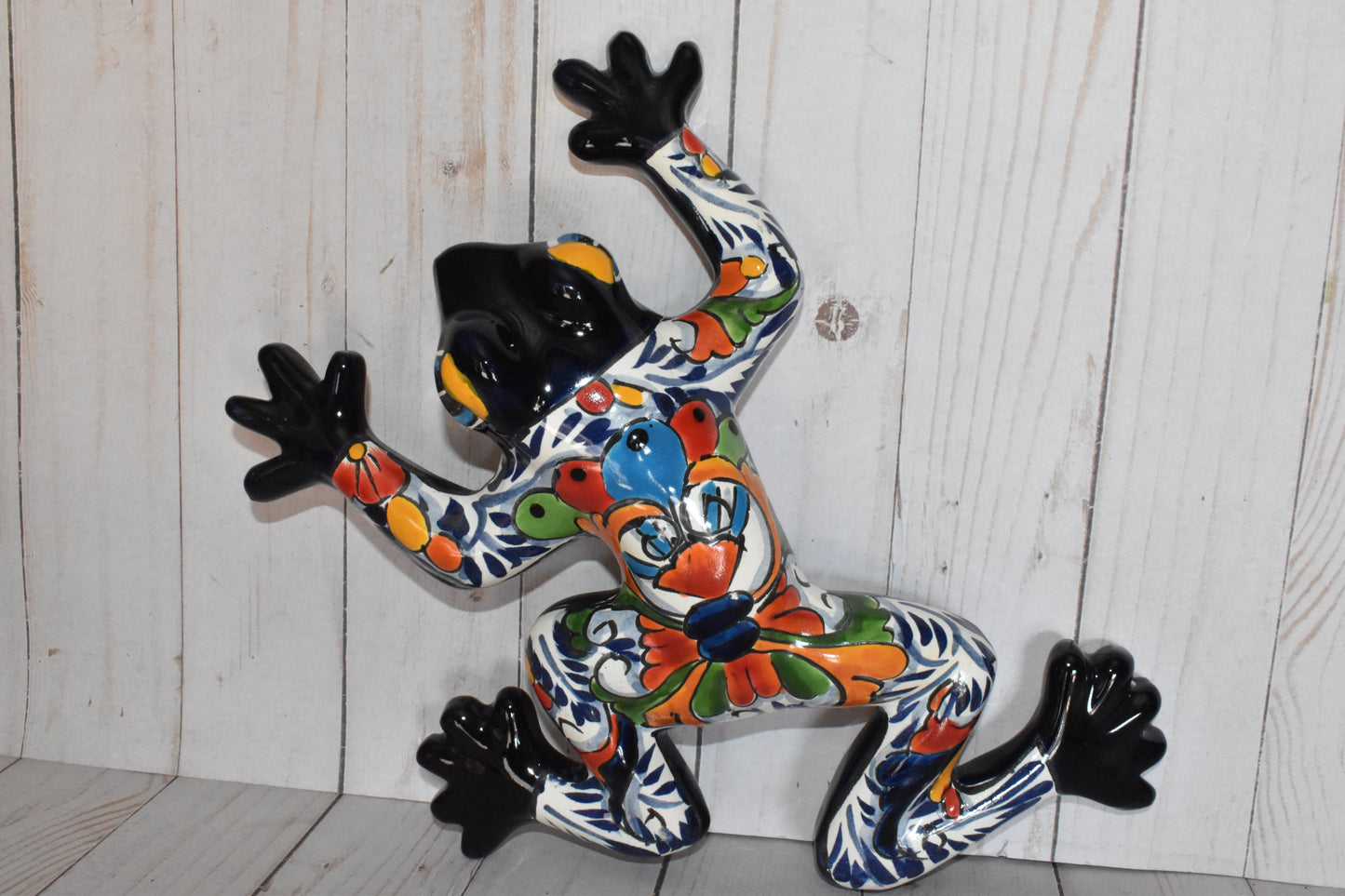 TALAVERA WALL FROGS