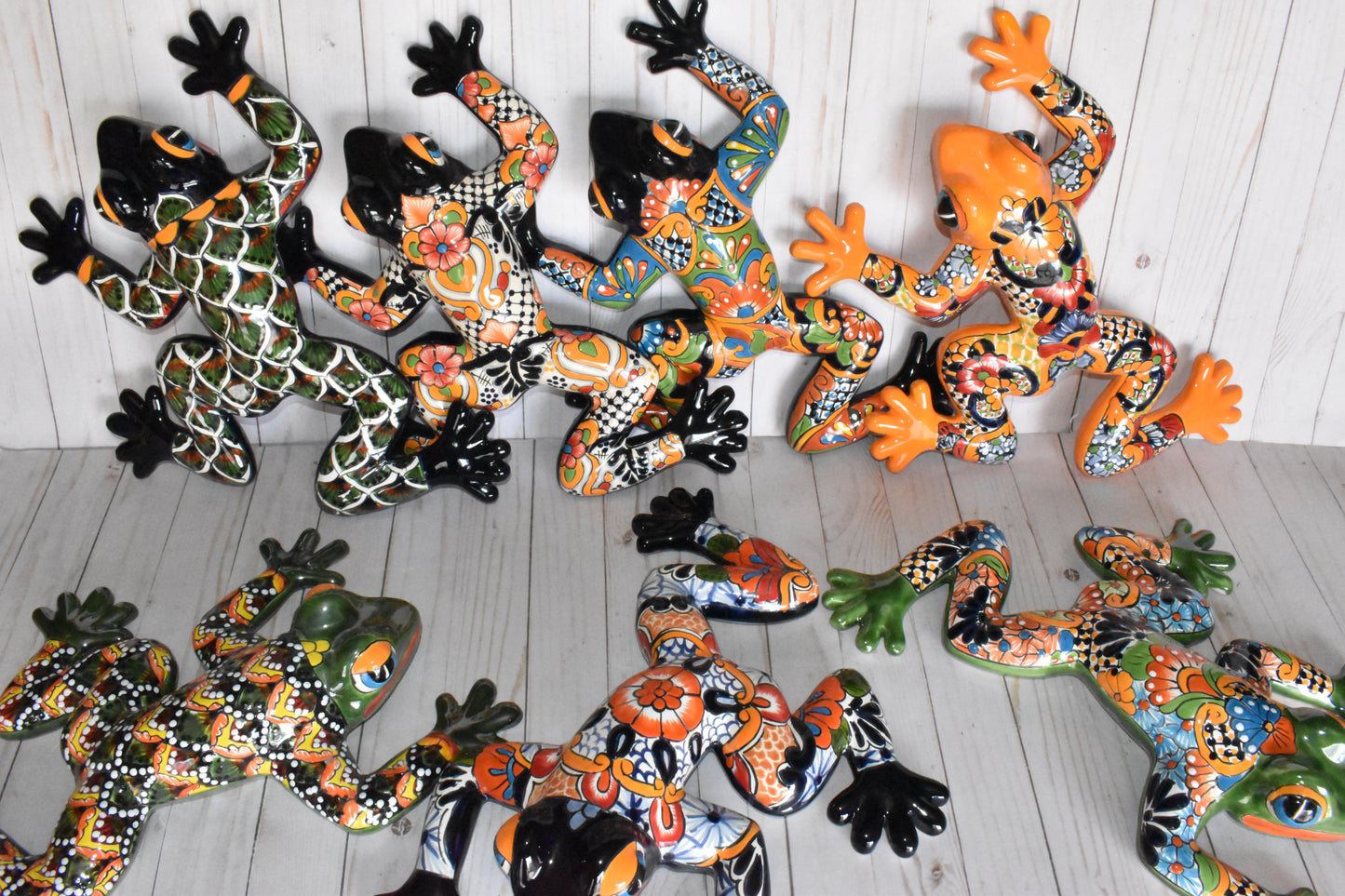 LARGE TALAVERA WALL FROGS