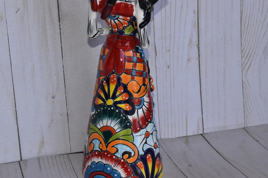 Frida Kahlo Statue