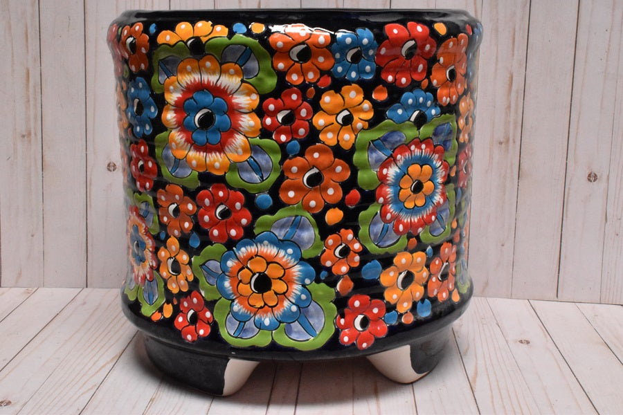 LARGE RINGED ROUND TALAVERA POTS