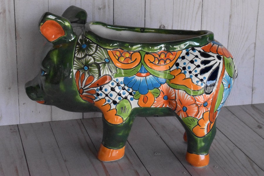 SMALL PIGS TALAVERA PLANTERS