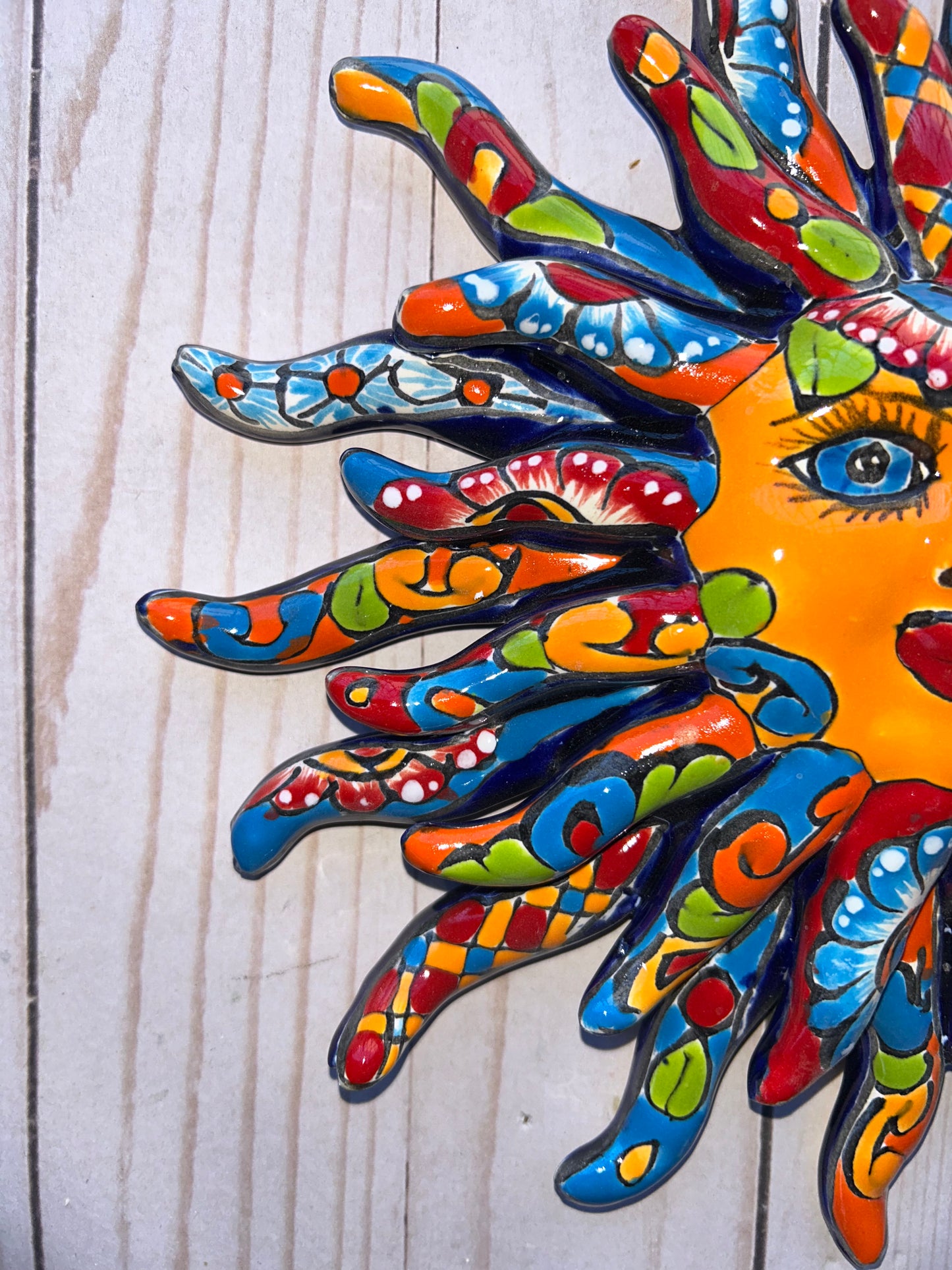 Glowing Wall Talavera Suns