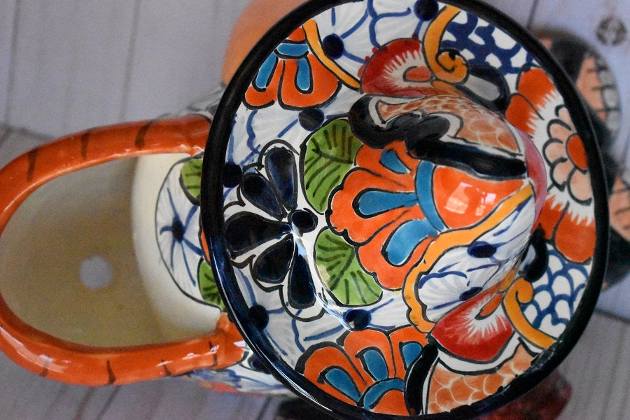 Man sleeping in Puebla White Talavera